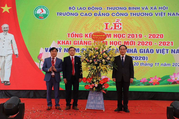 Trường CĐ Công thương Việt Nam: Cam kết "bắt tay" với nhiều doanh nghiệp tạo việc làm cho sinh viên ra trường - Ảnh 4.