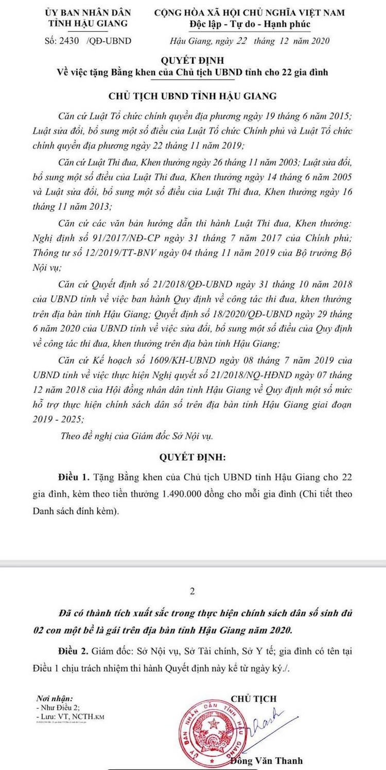 Khen thưởng 22 gia đình sinh đủ 2 con một bề là gái - 2