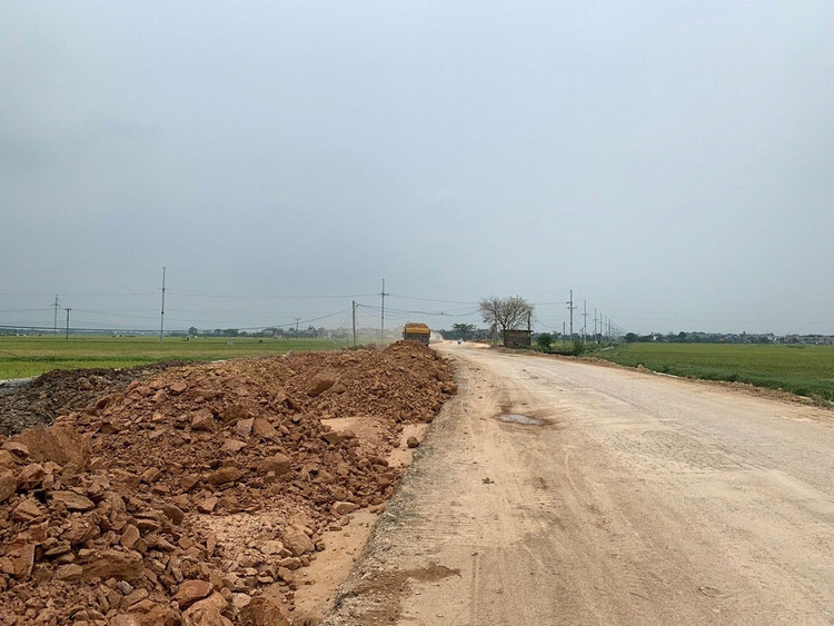 ung hoa ha noi can lam ro viec thi cong cua cong ty co phan xay dung cau duong ha noi tai du an nang cap tuyen duong tinh lo 428