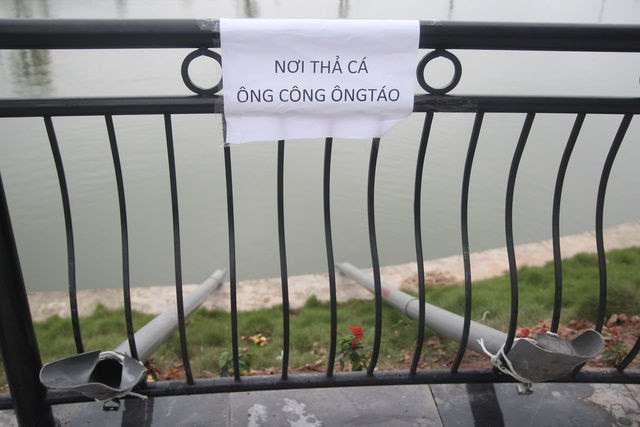 Hà Nội: Cá chép đi cầu trượt lên chầu Trời - 2