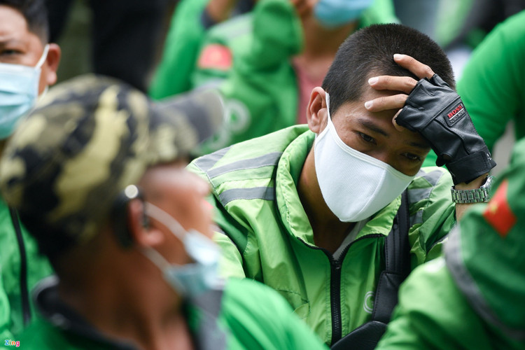 Grab noi nghe xe om khong co tinh chat kinh doanh dung hay sai? anh 1