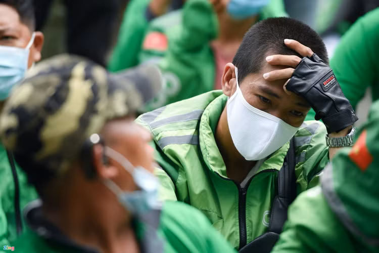 Grab noi nghe xe om khong co tinh chat kinh doanh dung hay sai? anh 1