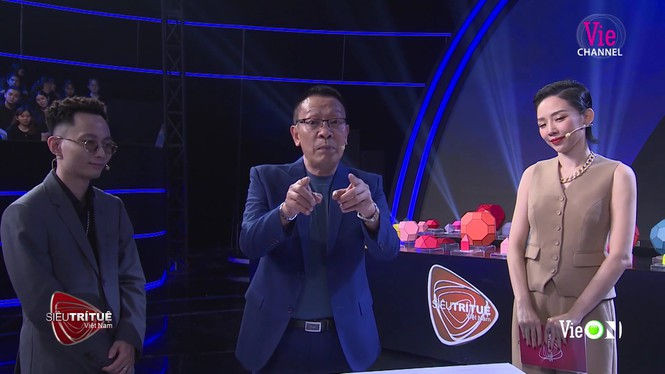 Cựu thí sinh Olympia khiến Lại Văn Sâm ‘tròn mắt’ vì khả năng ‘ngoài trái đất’ - ảnh 5