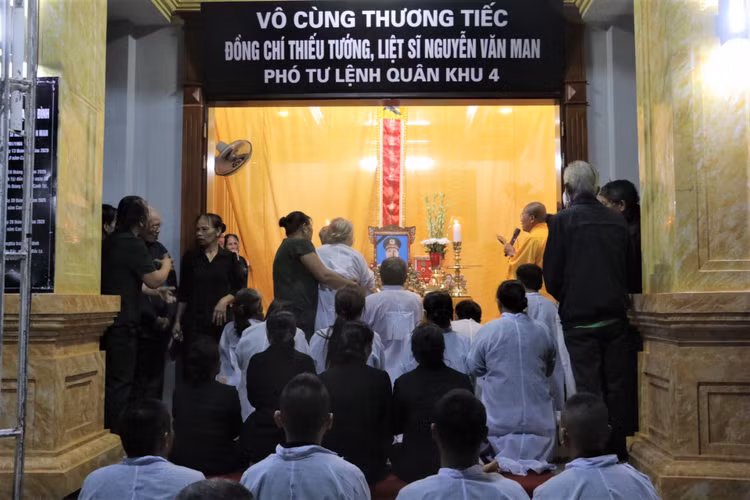 thieu tuong Nguyen Van Man tu nan o Rao Trang anh 3