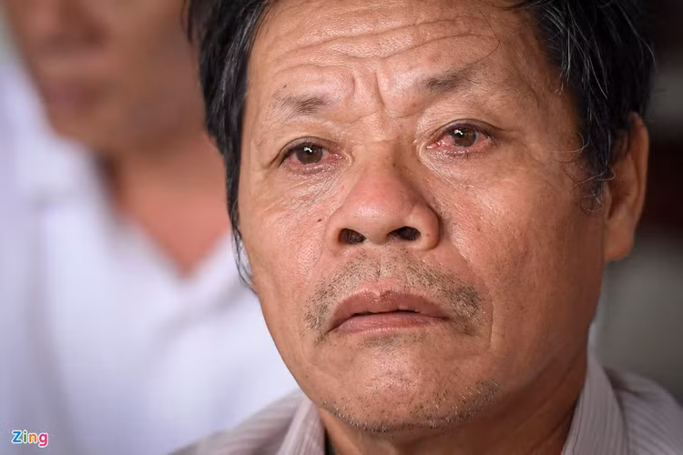 Dua thi the nan nhan vu sat lo ve TP Dong Ha anh 9