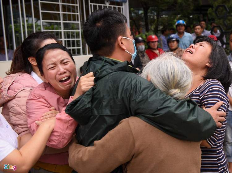 Dua thi the nan nhan vu sat lo ve TP Dong Ha anh 7