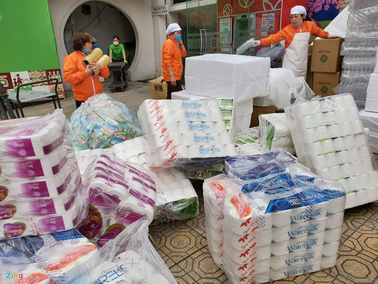 Ha Noi co du hang hoa ke ca neu 1.000 nguoi nhiem benh hinh anh 2 1_zing.jpg