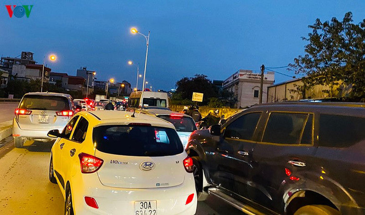 dong xe co cuon cuon doi mua ret ngay can tet canh ty 2020 hinh 2