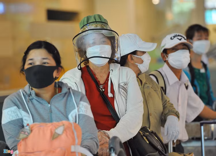 Bac quan diem 'virus lan truyen tu nhien de tao mien dich cong dong' hinh anh 2 sanbaycantho0002_zing_PhamNgon_1_1.jpg