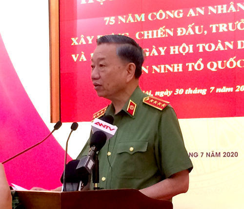 Đại tướng Tô Lâm, Bộ trưởng Bộ Công an phát biểu khai mạc Hội thảo. Ảnh: VGP/Nguyễn Hoàng