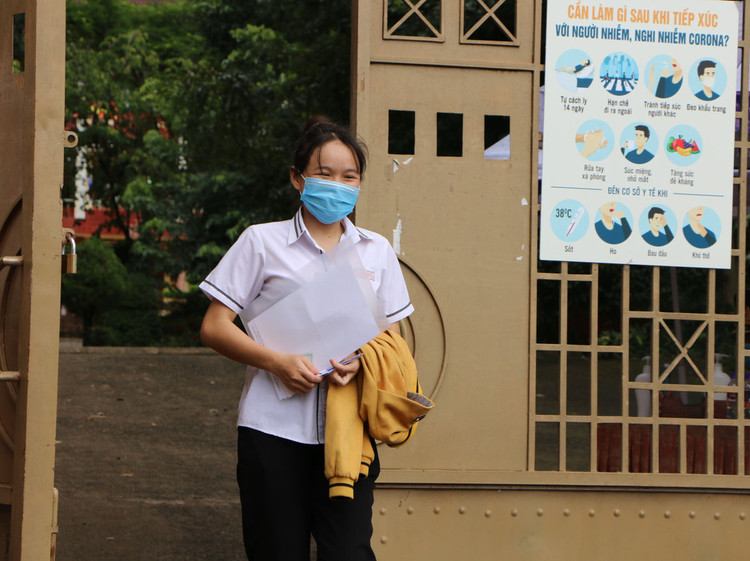 Bày tỏ về trân trọng cuộc sống, thí sinh khen đề Văn hay - 11