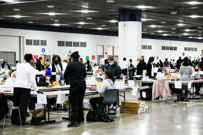 Hon 97 trieu nguoi My bo phieu truoc ngay bau cu anh 1