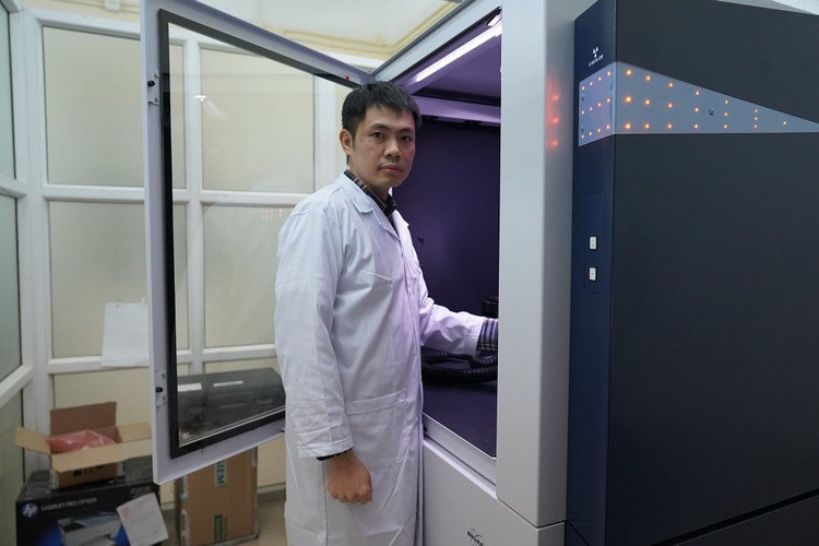 PGS.TS Phạm Chiến Thắng chia sẻ, niềm vui nhất của anh là tiếp được bước những người thầy yêu quý của mình tại ngôi trường mà anh đã gắn bó cả tuổi thanh xuân.