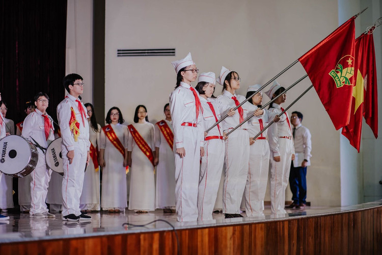 cho hoc sinh nghi he tu thang 6 anh 1