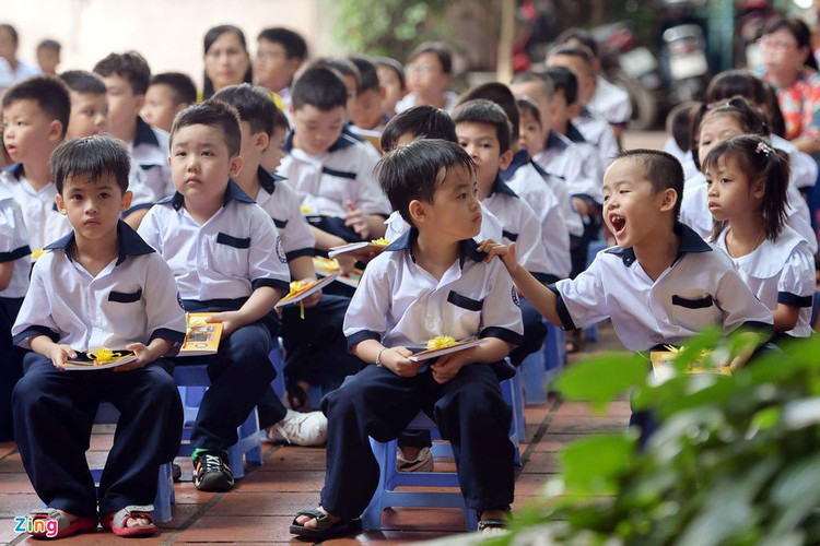 cho hoc sinh nghi he tu thang 6 anh 2