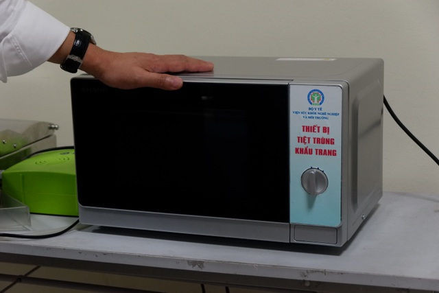 Khẩu trang y tế có thể tái sử dụng nhờ khử khuẩn bằng lò vi sóng - 4