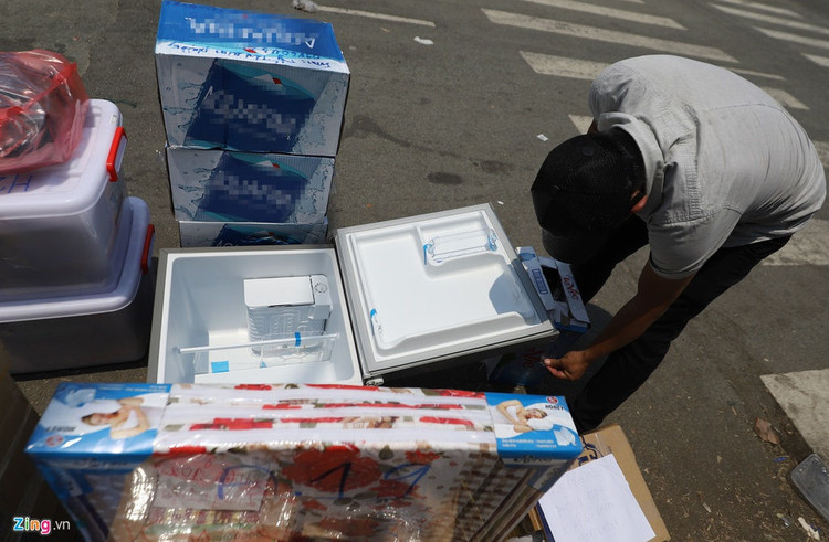 Canh dong duc nhu cho phien truoc cong khu cach ly o TP.HCM hinh anh 7 tiepte_zing35.JPG