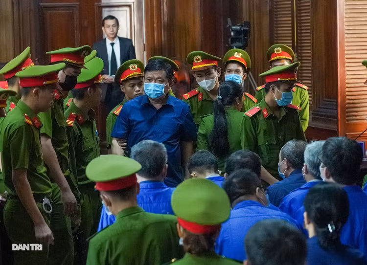 Toàn cảnh phiên tòa xét xử ông Đinh La Thăng và đồng phạm - 10