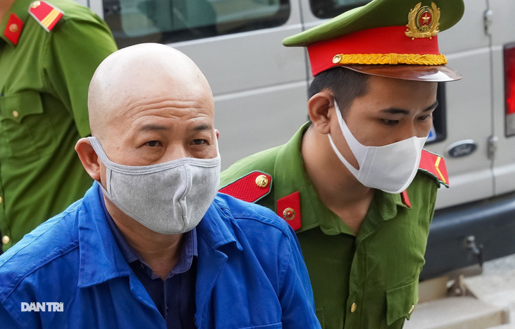 Kê biên hàng loạt tài sản liên quan đến Út trọc - 4