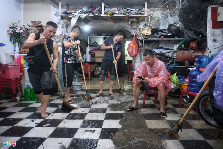 mua lon o Ha Noi gay ngap anh 10