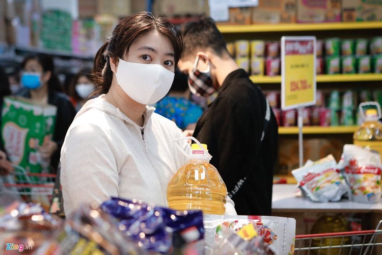 Ha Noi co du hang hoa ke ca neu 1.000 nguoi nhiem benh hinh anh 1 7_zing.jpg