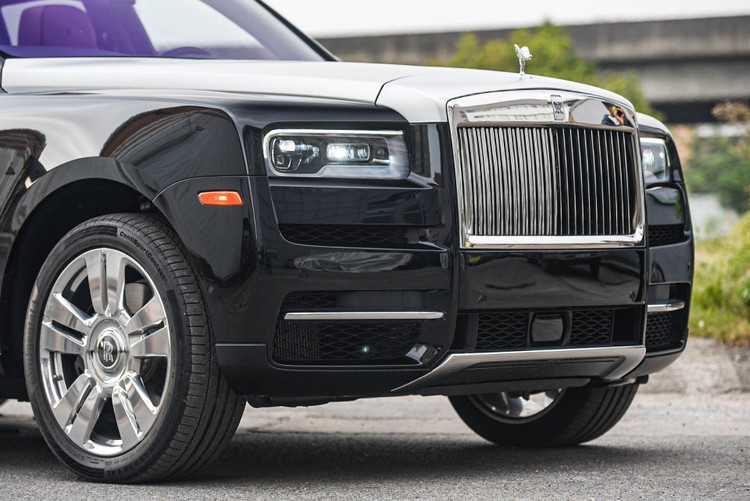 Chi tiet Rolls-Royce Cullinan phien ban 5 cho tai Viet Nam anh 24