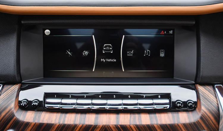 Chi tiet Rolls-Royce Cullinan phien ban 5 cho tai Viet Nam anh 16