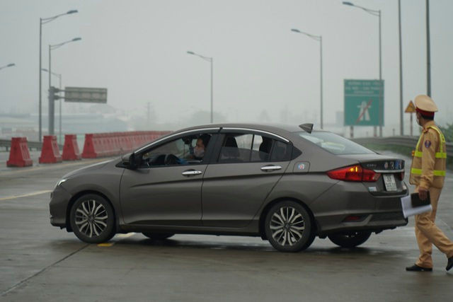 “Rào đường, hạn chế người tỉnh khác đến là sai chỉ đạo về cách ly xã hội” - 1