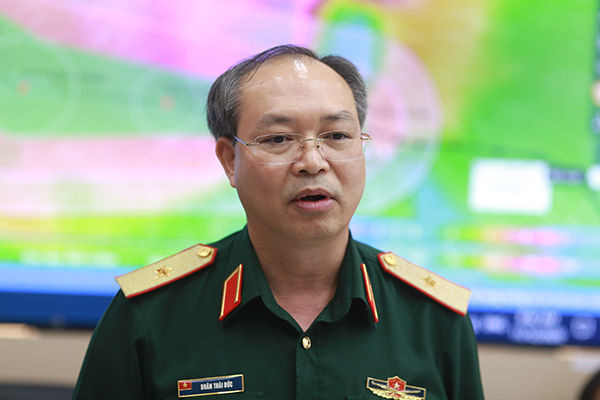 Bão số 13 có hướng di chuyển khó lường, hơn 250.000 quân ứng trực