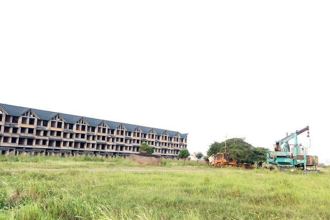 'Siêu' đô thị nợ thuế, đắp chiếu cả thập kỷ vẫn rao bán rầm rộ - ảnh 1
