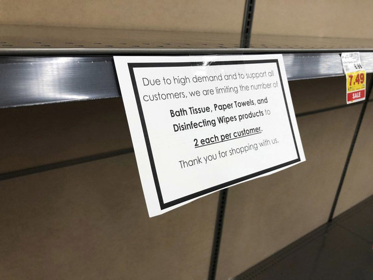 Hình ảnh nước Mỹ lại khan hiếm giấy vệ sinh vì Covid-19