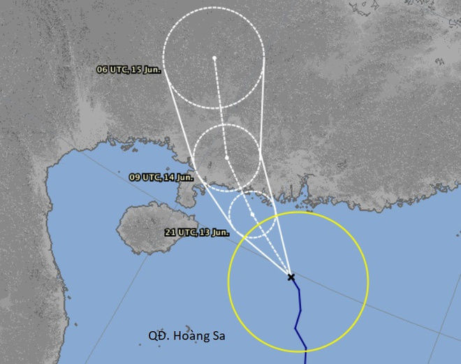 hoat dong cua bao so 1 tren Bien Dong anh 2