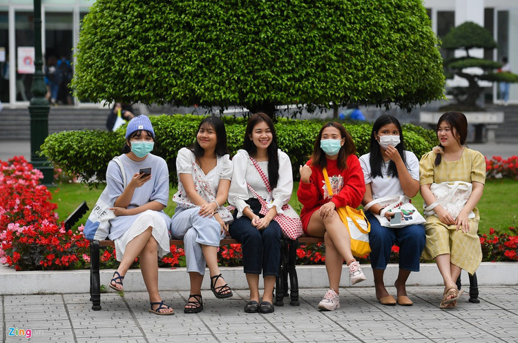 Hang nghin sinh vien tro lai truong sau ky nghi gan 2 thang hinh anh 12 3_Dai_hoc_Ha_Noi_zing2.jpg