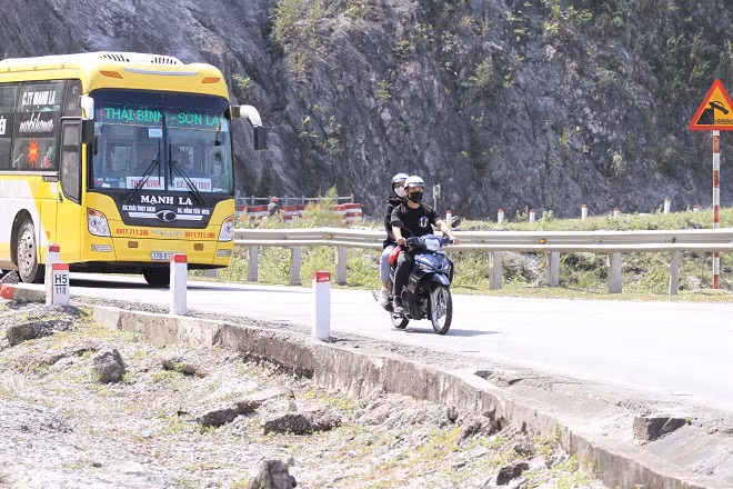 Bất ngờ khi thử thách 300km phượt lên Tây Bắc với Yamaha Sirius Fi ảnh 2 Bất ngờ khi thử thách 300 km phượt lên Tây Bắc với Yamaha Sirius Fi - 2