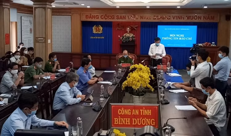 Buổi họp thông tin báo chí. Ảnh: AX