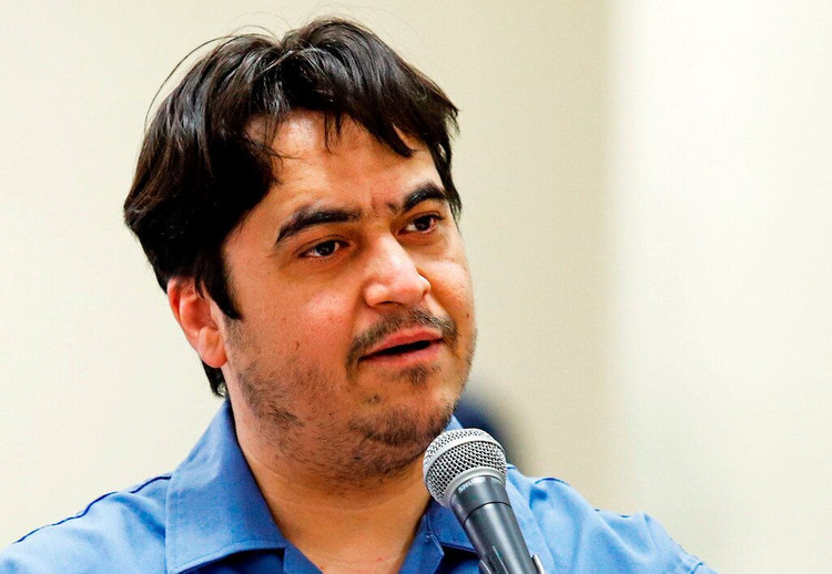 nha bao iran bi xu tu anh 1