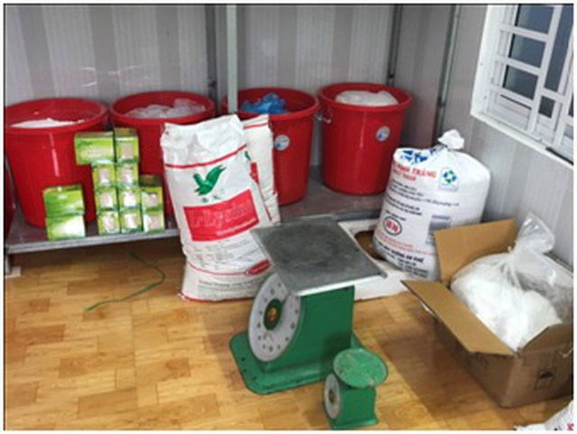 Phát hiện cơ sở sản xuất nước yến sào bằng... mủ trôm - Ảnh 1.