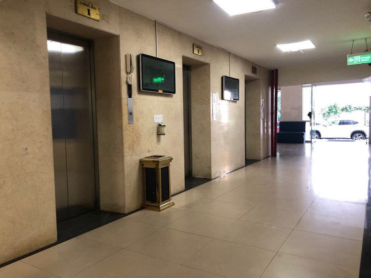 Vụ bé trai bị xâm hại ở thang máy: Tạm giữ hình sự người đàn ông 65 tuổi - 1