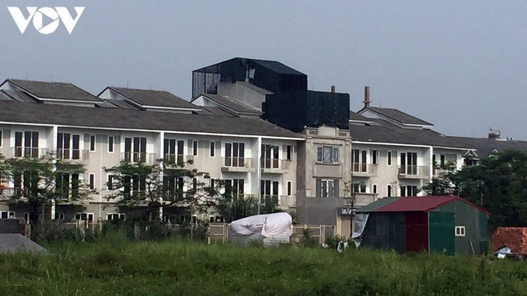 dat huyen hoai duc bi 