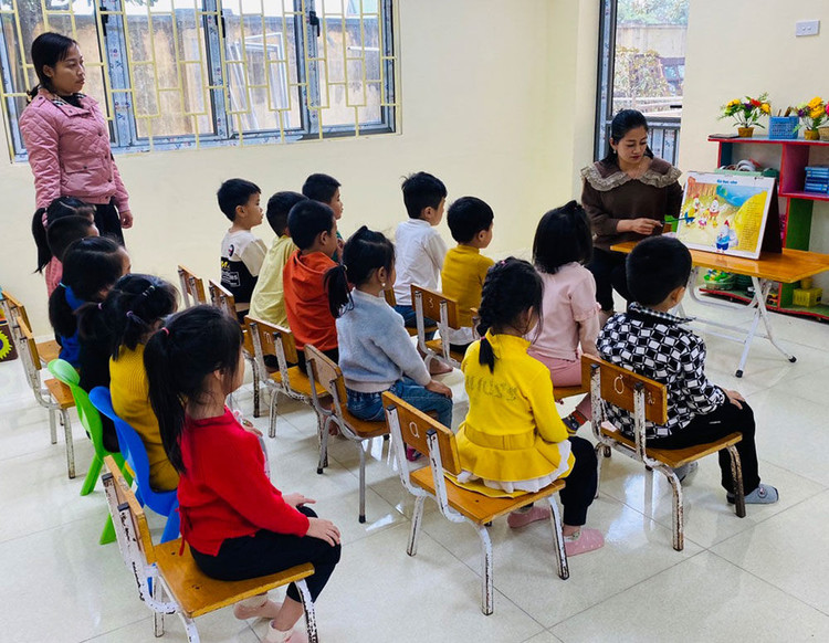Thành phố Hà Nội hỗ trợ giáo dục mầm non: ''Cú hích'' cho sự nghiệp trồng người ảnh 1