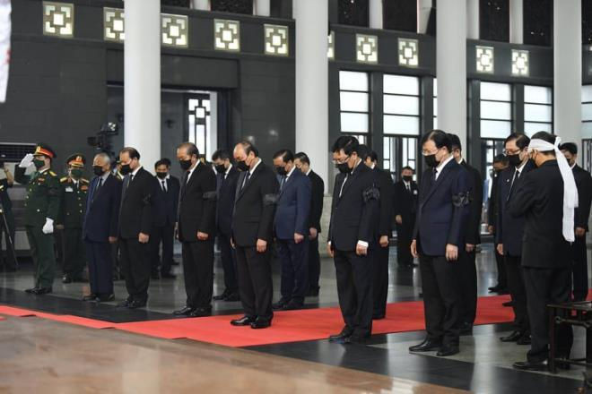 Hôm nay cử hành lễ truy điệu và an táng nguyên Tổng Bí thư Lê Khả Phiêu - 1