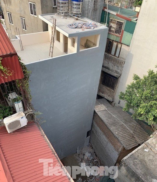 Vụ chết vẫn xác nhận đất đai ở Hà Nội: Kiểm điểm 2 phó Chủ tịch quận vì cấp sai - ảnh 3