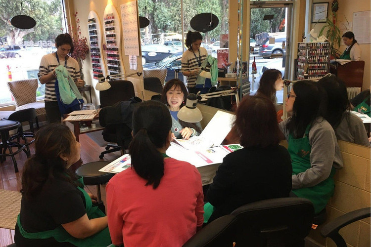 nguoi Viet lam nail o My anh 2