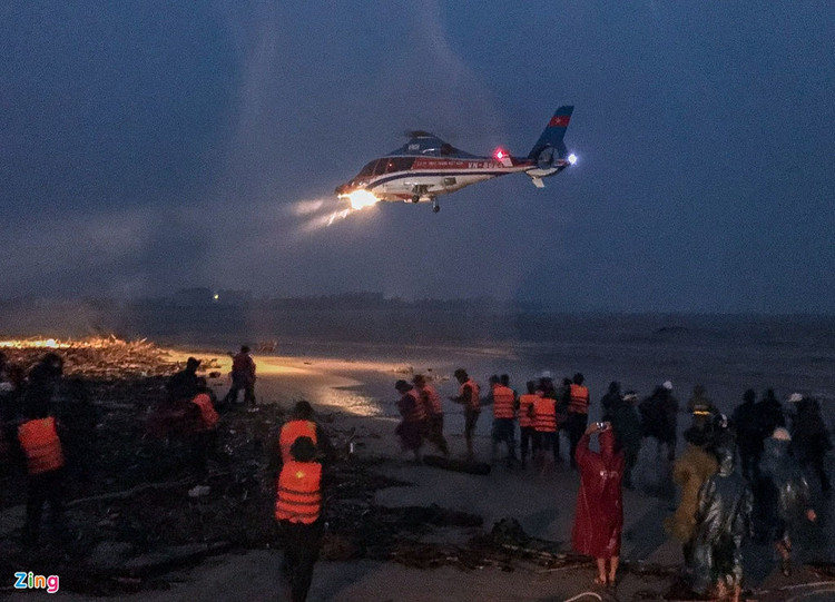 Giai cuu cac thuyen vien tren tau Vietship 01 anh 16