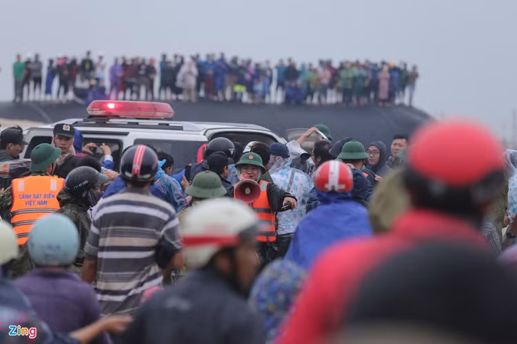 giai cuu tau Vietship 01 anh 6