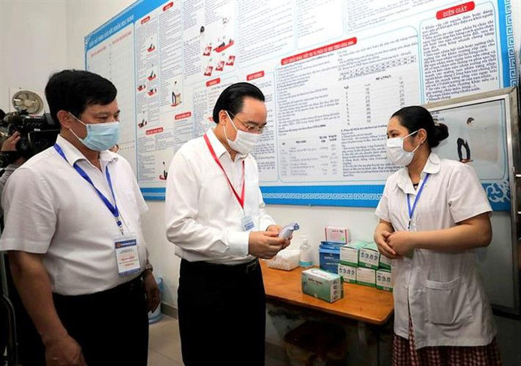 Cấm lấy danh nghĩa Ban đại diện cha mẹ HS thu các khoản ngoài ảnh 1 Cấm lấy danh nghĩa Ban đại diện cha mẹ HS thu các khoản ngoài - ảnh 1