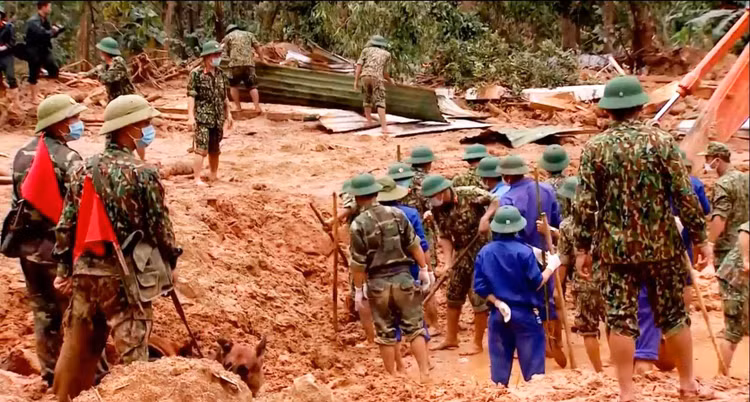 Phóng viên hy sinh khi cứu hộ Rào Trăng 3: Tấm thiệp sinh nhật lặng lẽ!