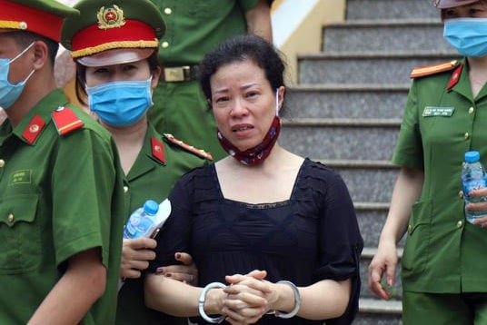 Giao vien khai bi ep nang diem thi THPT vi 'quan he cua sep' hinh anh 2 lien.jpg