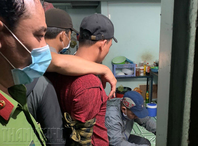 nghi pham cuop cua hang bach hoa xanh bi bat nhu the nao? hinh anh 2