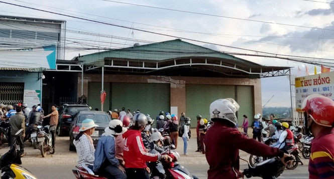 Vụ Bí thư đốt xe, mượn xác: Đổ nợ vì 'lên sàn' cà phê, buôn đất? - ảnh 1